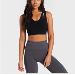 Black gymshark sports bra